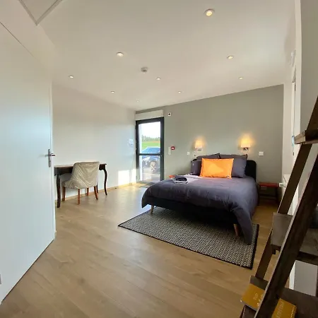 Ecole De Pilotage Ulm Lozere מנד