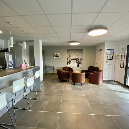 Casa de Férias Ecole De Pilotage Ulm Lozere *