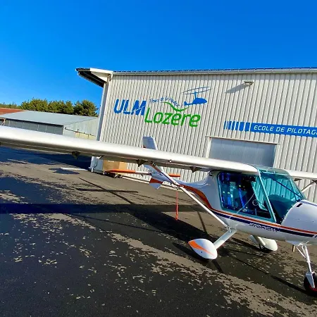 Casa de Férias Ecole De Pilotage Ulm Lozere *